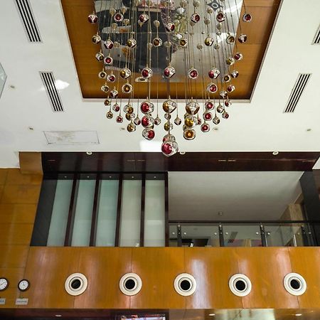 Treehouse Queens Pearl Γκουργκάον Εξωτερικό φωτογραφία