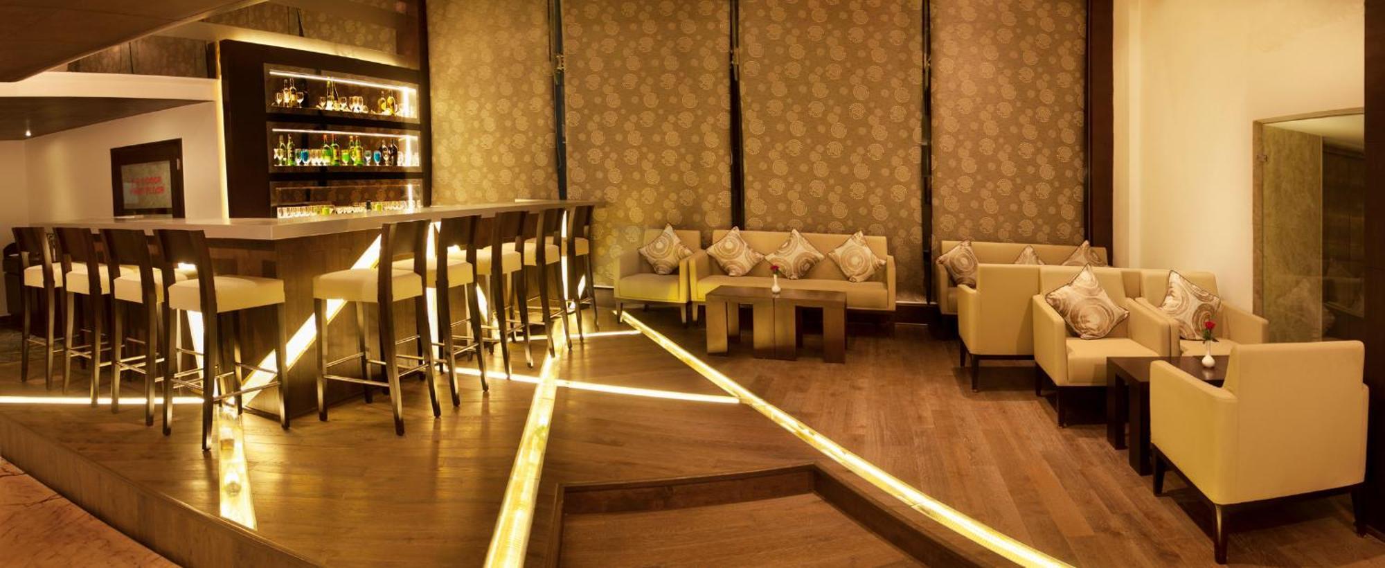 Treehouse Queens Pearl Γκουργκάον Εξωτερικό φωτογραφία